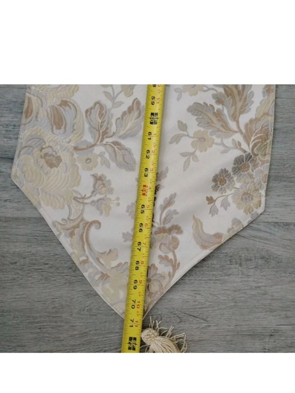 WATERFORD DECORATIVE TABLE RUNNER 13.5 X 71 Inches Long With Tassels